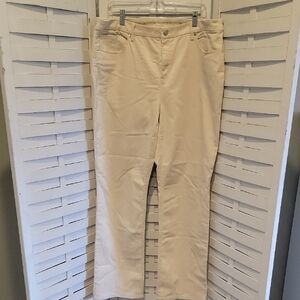 Chicos The So Lifting Straight Leg Cream Color Pants Size 16